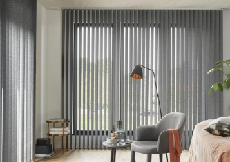 cortinas bandas verticales gris para living